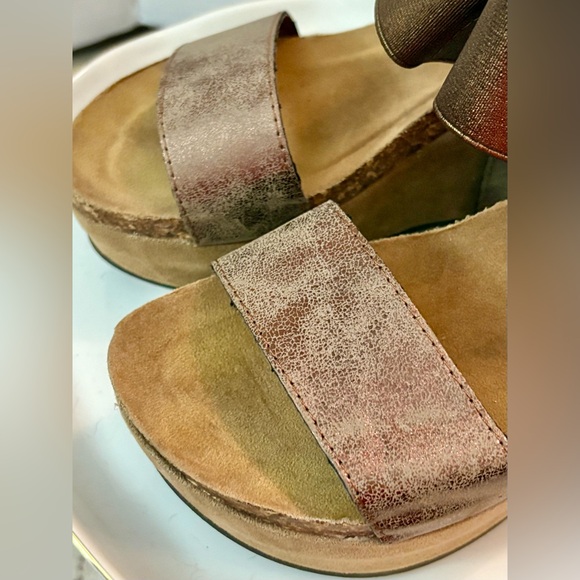 Pierre Dumas Hester-1 Women's Platform Wedge Sandals - Metallic Brown - sz 5.5 - Picture 7 of 12